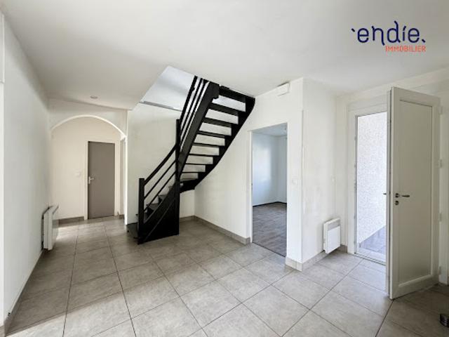 Vente Maison 5 pièces 103.52 m2 Pompignan