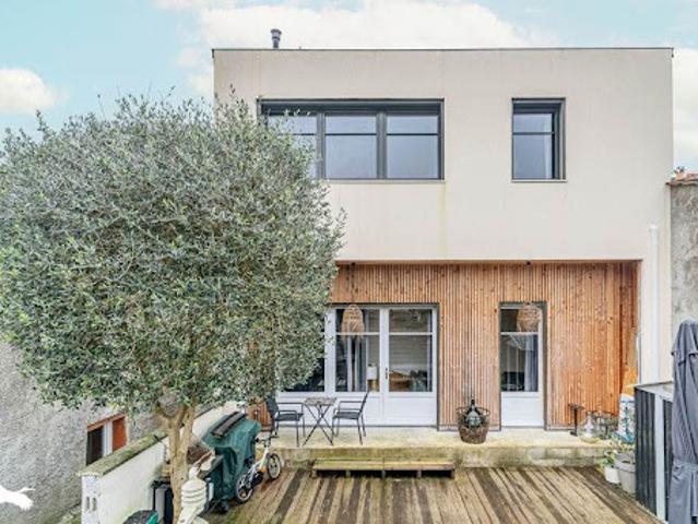 Vente Maison 5 pièces 114 m2 Macau