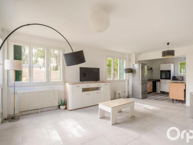 Vente Maison 5 pièces 114.1 m2 Montfermeil