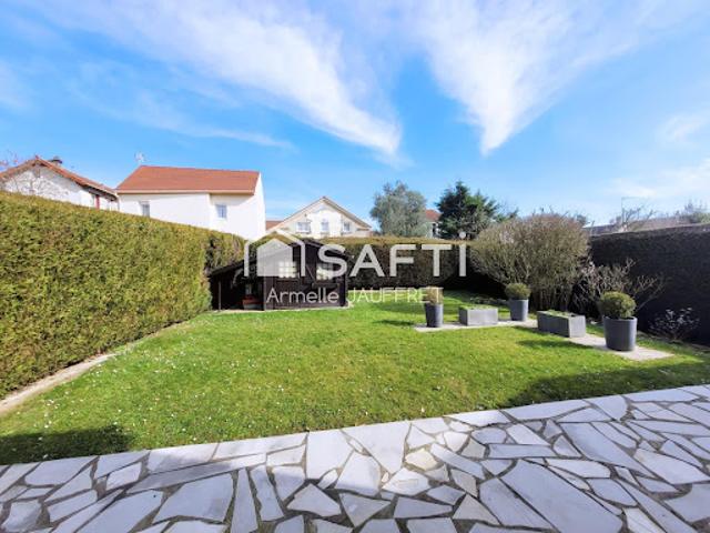 Vente Maison 5 pièces 114 m2 Saint Brice sous Forêt
