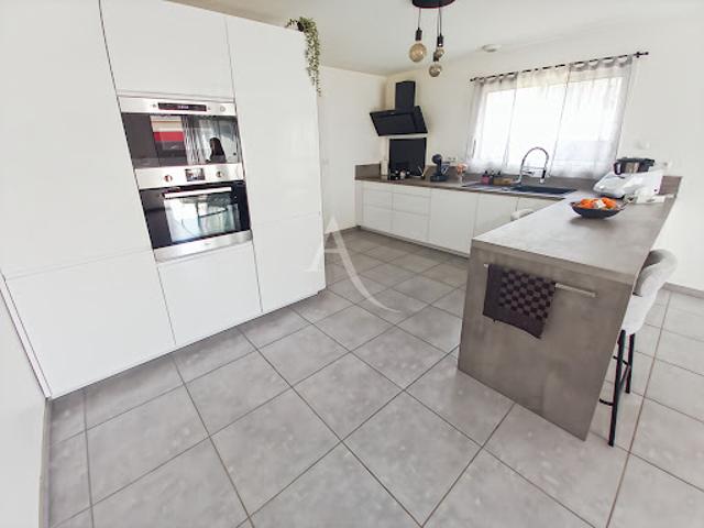 Vente Maison 5 pièces 114 m2 Saint Etienne du Rouvray