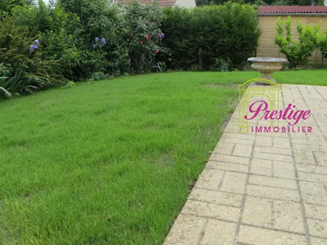 Vente Maison 5 pièces 114.38 m2 Le Mesnil le Roi