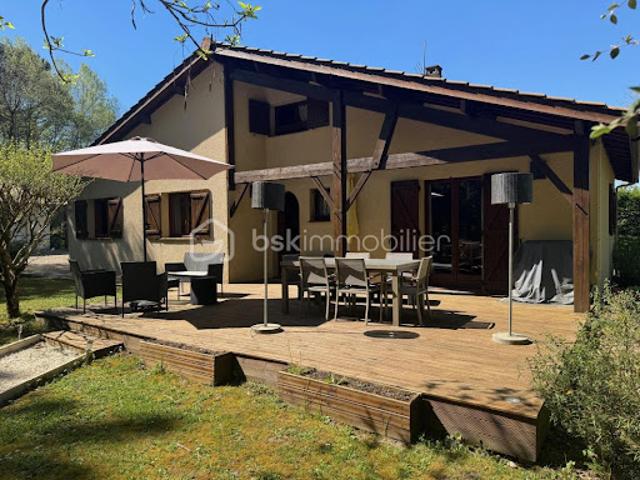 Vente Maison 5 pièces 115 m2 Marcenais