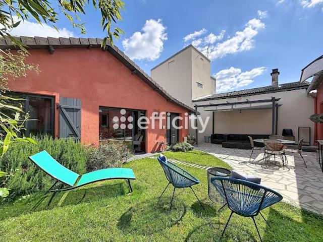 Vente Maison 5 pièces 115 m2 Neuilly Plaisance
