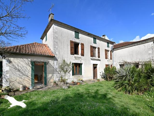 Vente Maison 5 pièces 115 m2 La Rochefoucauld