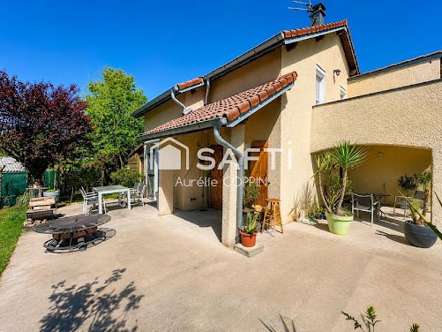 Vente Maison 5 pièces 115 m2 Crémieu