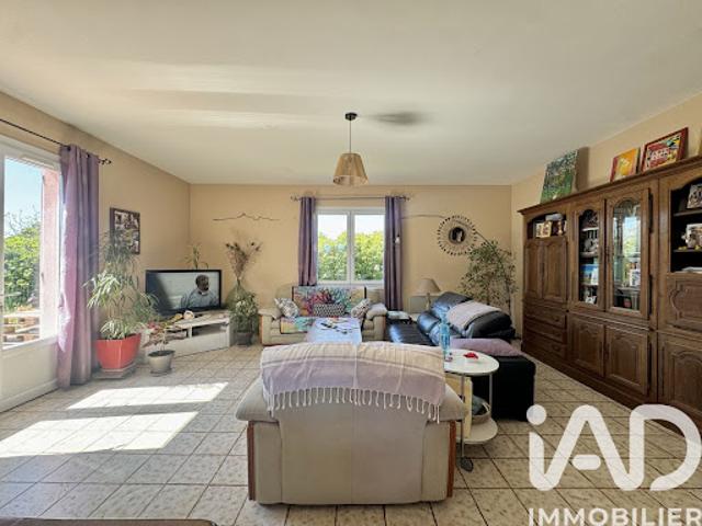 Vente Maison 5 pièces 115 m2 Saint Mitre les Remparts