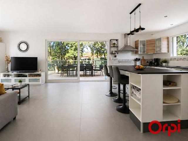 Vente Maison 5 pièces 116 m2 Beaulieu