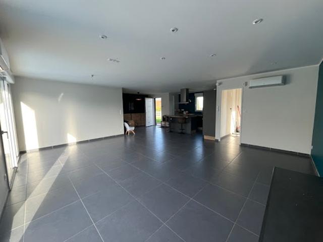 Vente Maison 5 pièces 116 m2 Durdat Larequille