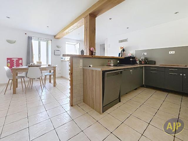 Vente Maison 5 pièces 116 m2 Echebrune