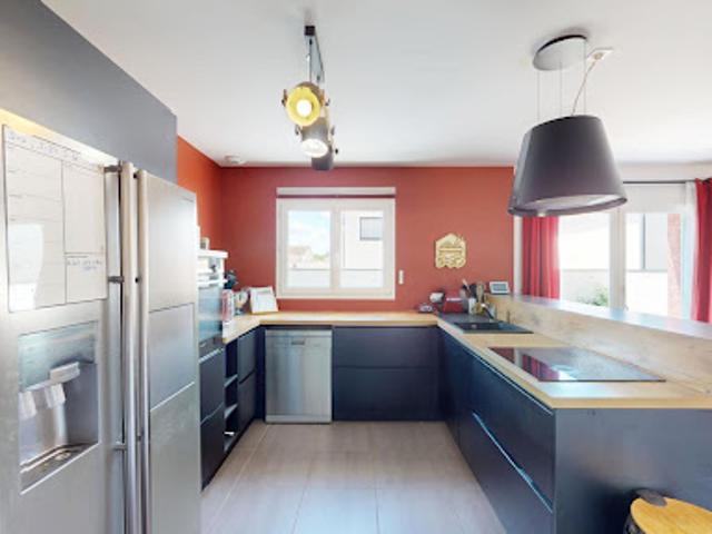 Vente Maison 5 pièces 116 m2 Saint Bonnet de Mure