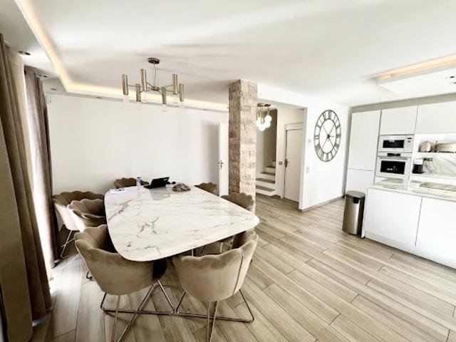 Vente Maison 5 pièces 116.34 m2 Le Cannet
