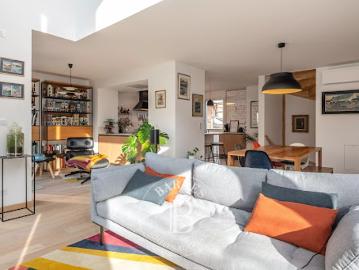 Vente Maison 5 pièces 116.58 m2 Lyon 8ème
