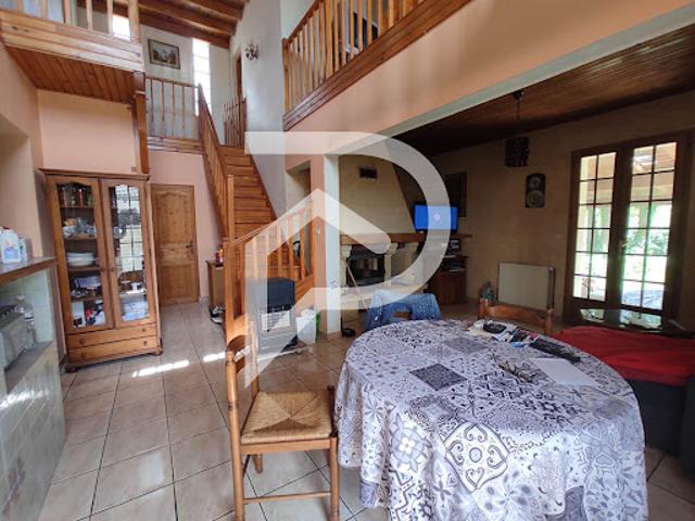 Vente Maison 5 pièces 117 m2 Coutras