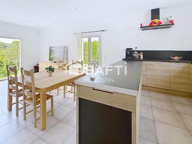 Vente Maison 5 pièces 117 m2 Le Beausset