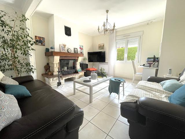 Vente Maison 5 pièces 117 m2 Saint Martin de Fontenay