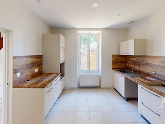 Vente Maison 5 pièces 117.56 m2 Chateauroux