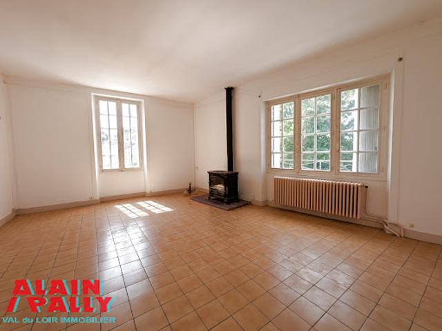 Vente Maison 5 pièces 117.96 m2 Chateaudun