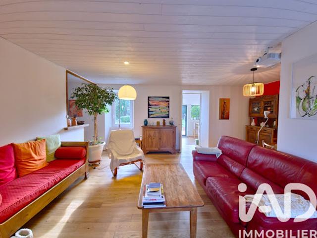 Vente Maison 5 pièces 118 m2 Neuville