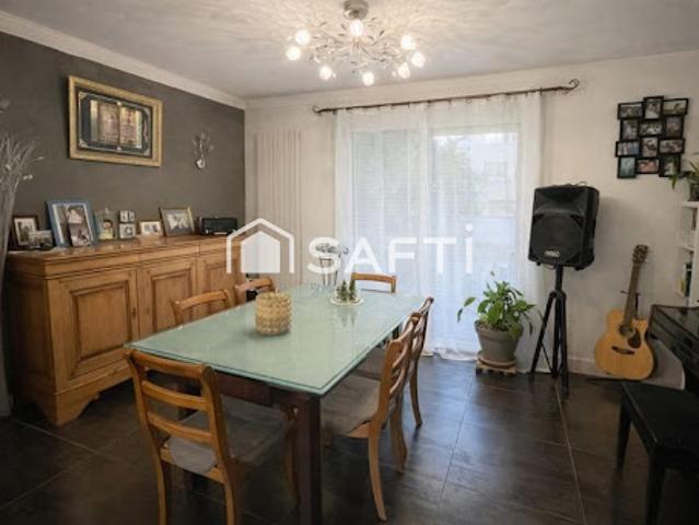 Vente Maison 5 pièces 118 m2 Bondy
