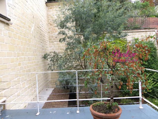 Vente Maison 5 pièces 118 m2 Le Mesnil le Roi