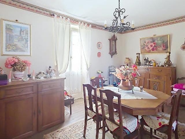 Vente Maison 5 pièces 118 m2 Le Pont Chrétien Chabenet