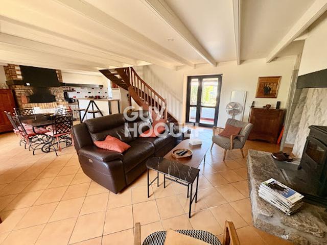Vente Maison 5 pièces 118 m2 Saint Lyphard