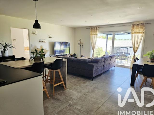 Vente Maison 5 pièces 119 m2 Saint Sulpice d'Arnoult