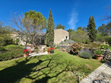 Vente Maison 5 pièces 110 m2 Lacoste