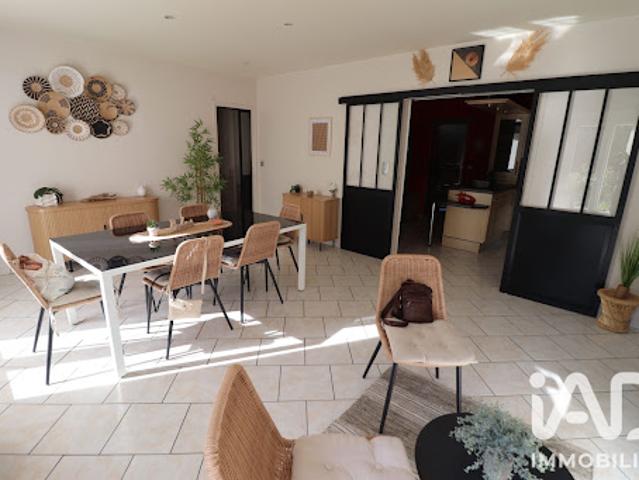 Vente Maison 5 pièces 110 m2 Montguyon