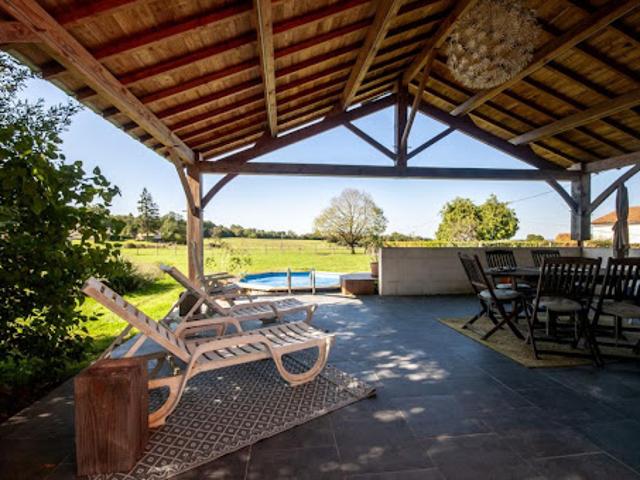 Vente Maison 5 pièces 110 m2 Nontron