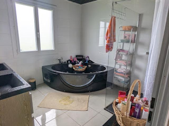 Vente Maison 5 pièces 110 m2 Oyrières