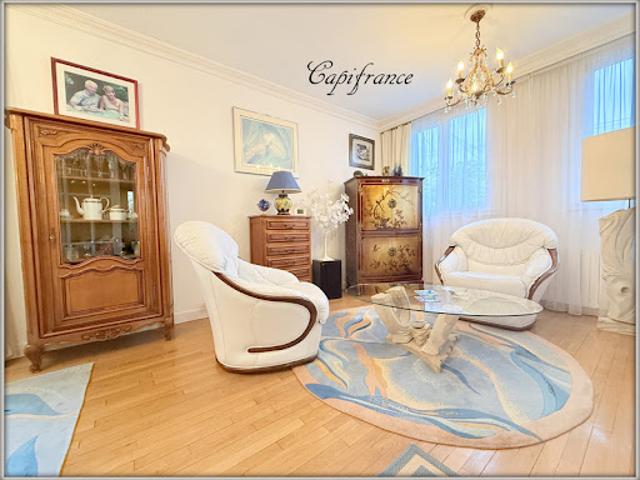 Vente Maison 5 pièces 110 m2 Aulnay sous Bois