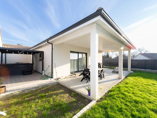 Vente Maison 5 pièces 110 m2 Cavignac