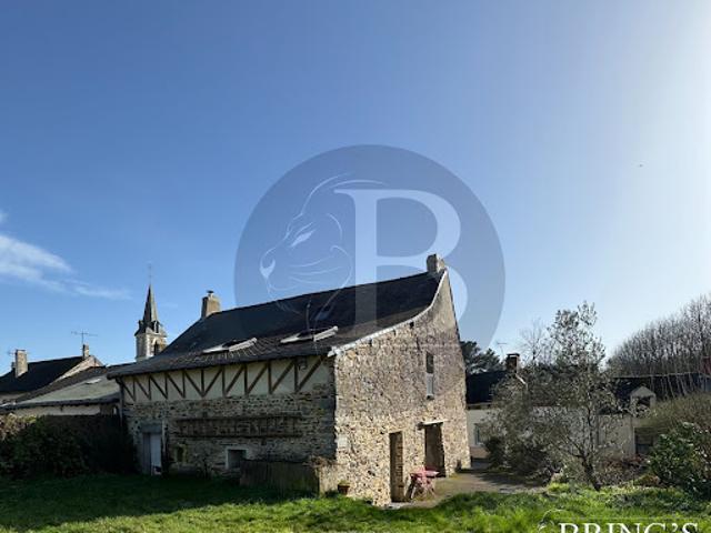 Vente Maison 5 pièces 110 m2 Carbay