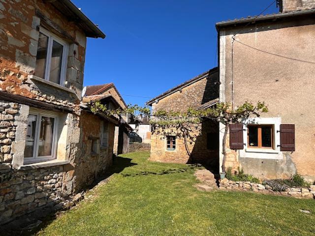 Vente Maison 5 pièces 110 m2 Javerlhac et la Chapelle Saint Robert