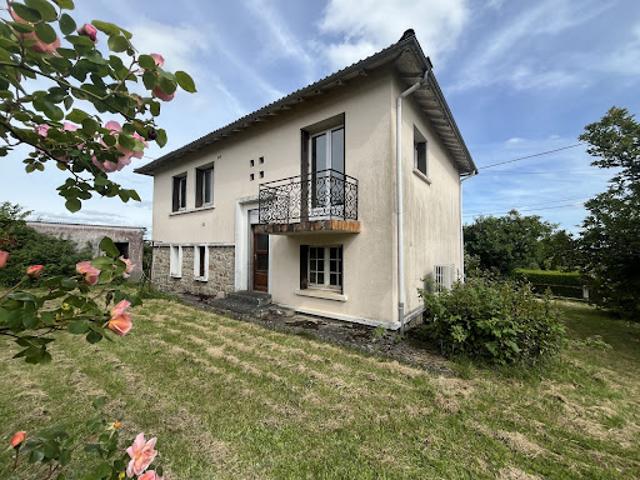 Vente Maison 5 pièces 110 m2 Pleaux
