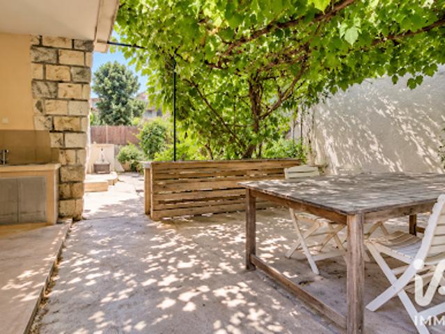 Vente Maison 5 pièces 110 m2 Roquemaure