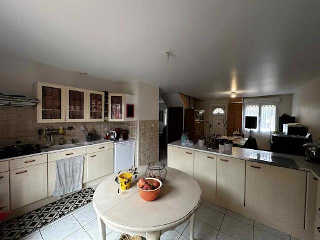 Vente Maison 5 pièces 110 m2 Saint Laurent de Lin