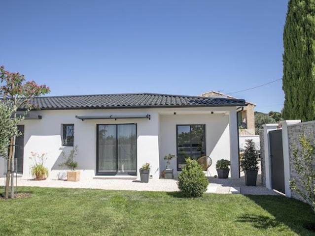 Vente Maison 5 pièces 110 m2 Saint Laurent des Arbres