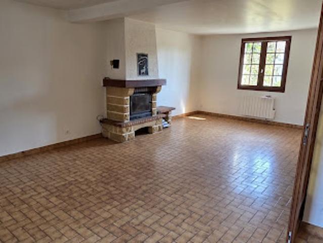 Vente Maison 5 pièces 110 m2 Saint Péravy la Colombe