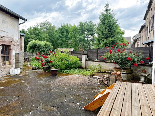 Vente Maison 5 pièces 110 m2 Saint Sauveur