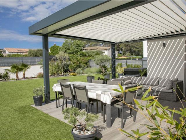 Vente Maison 5 pièces 110 m2 Sainte Cécile les Vignes