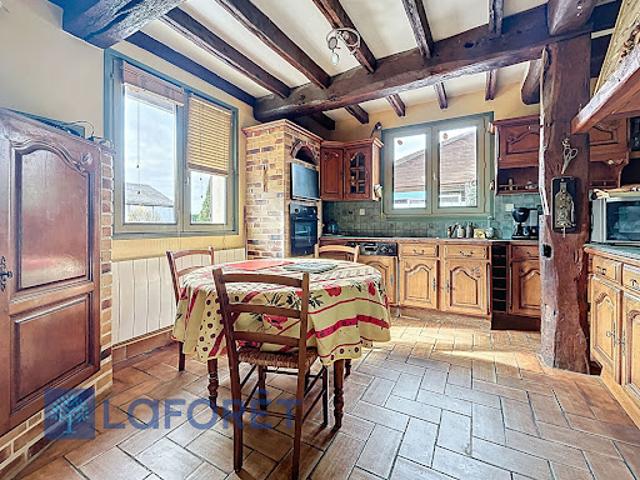 Vente Maison 5 pièces 110 m2 Sainte Colombe la Commanderie