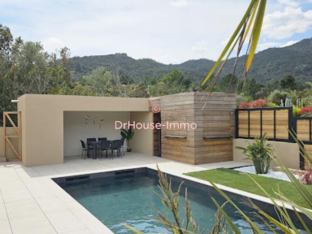 Vente Maison 5 pièces 110 m2 Sainte lucie de porto vecchio
