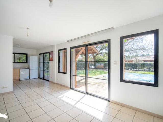 Vente Maison 5 pièces 111 m2 Messanges