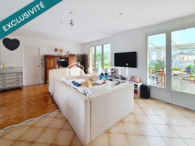 Vente Maison 5 pièces 111 m2 Nercillac