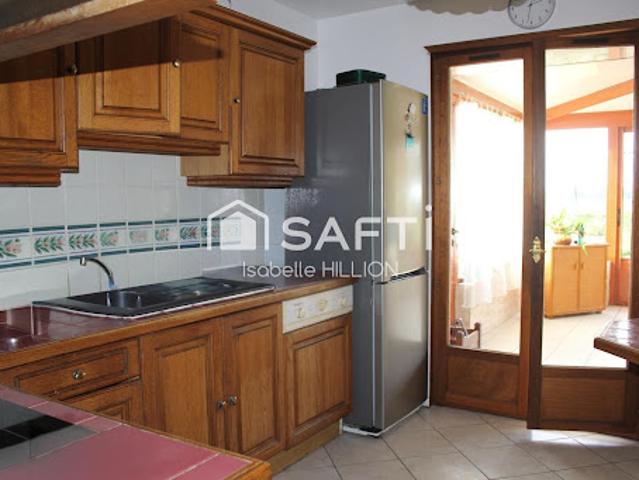 Vente Maison 5 pièces 111 m2 Abbeville Saint Lucien
