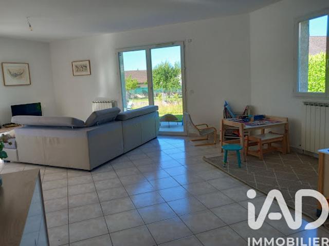 Vente Maison 5 pièces 111 m2 Châbons