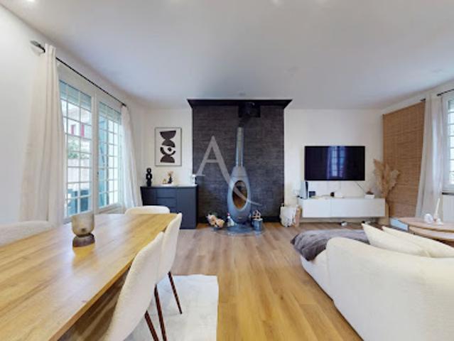 Vente Maison 5 pièces 111 m2 Pontault Combault